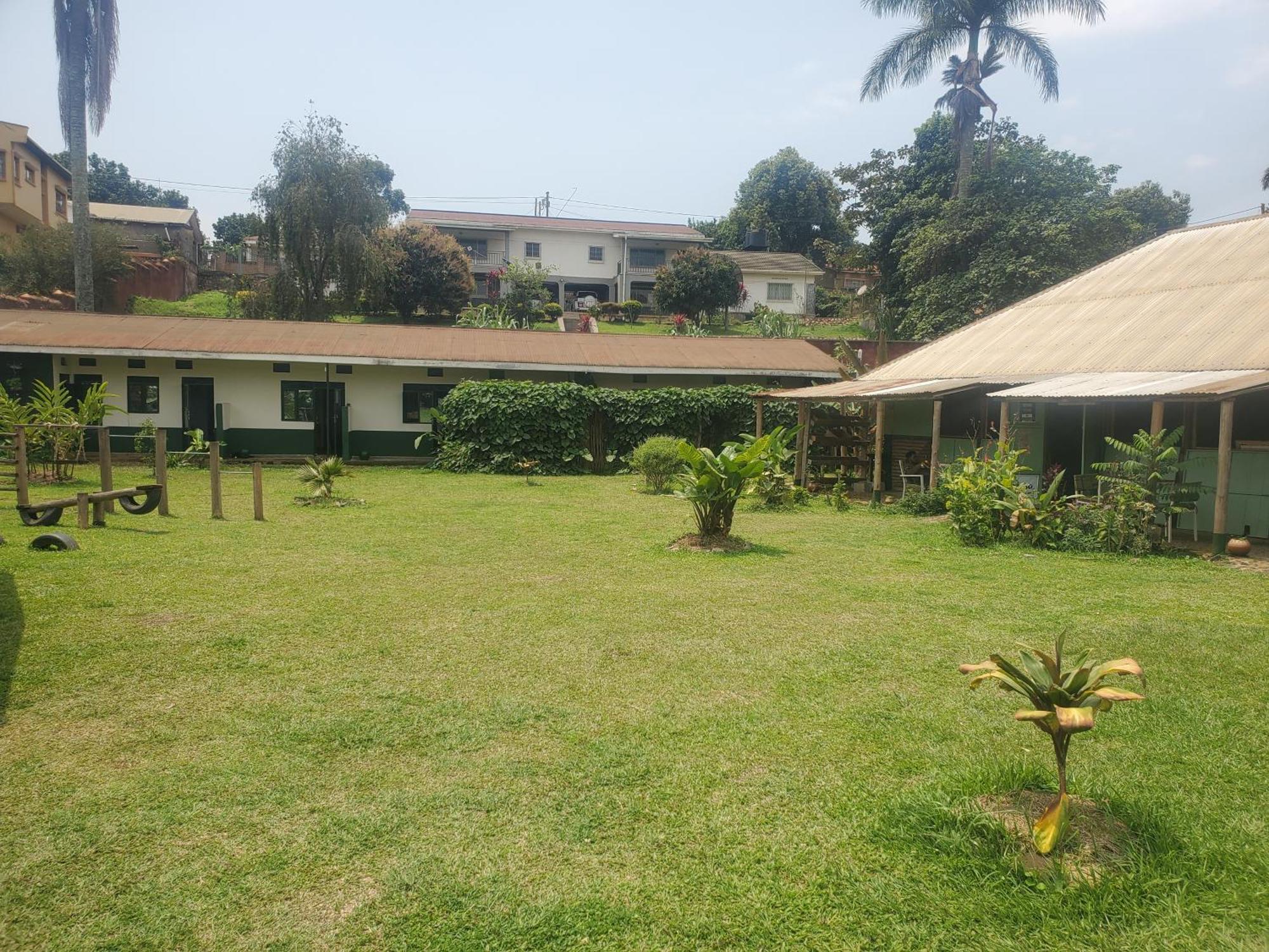 Gaia Eco Hub Bnb Fort Portal Exterior foto