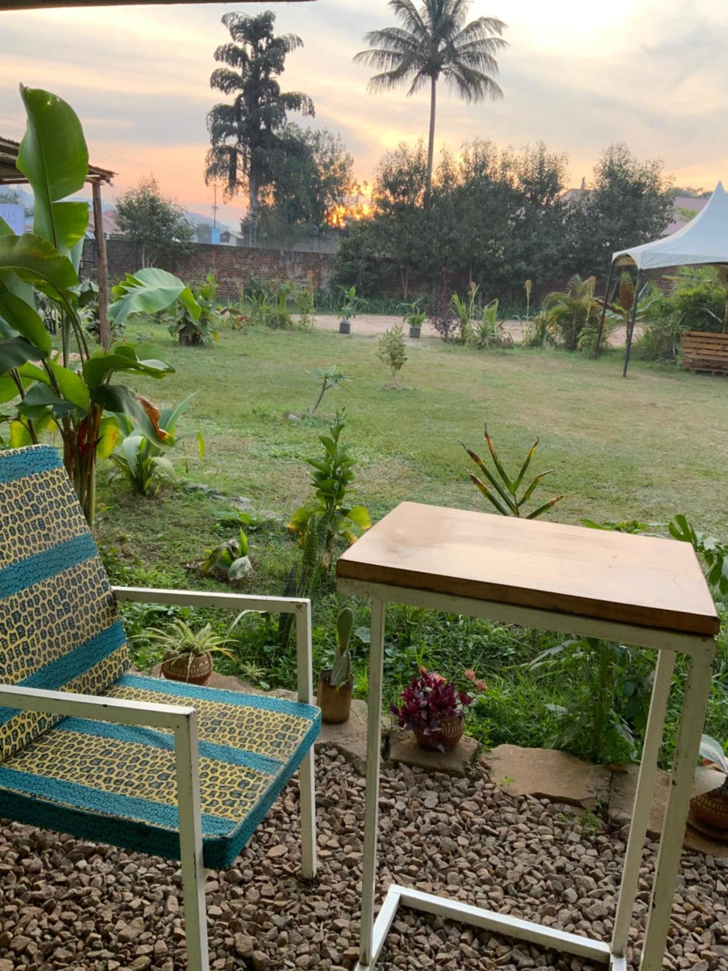 Gaia Eco Hub Bnb Fort Portal Exterior foto